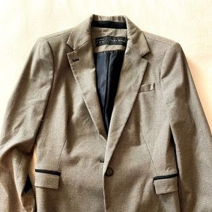 Zara Basic blazer - Size USA L. Checkered brown blazer for sale. Mint condition.